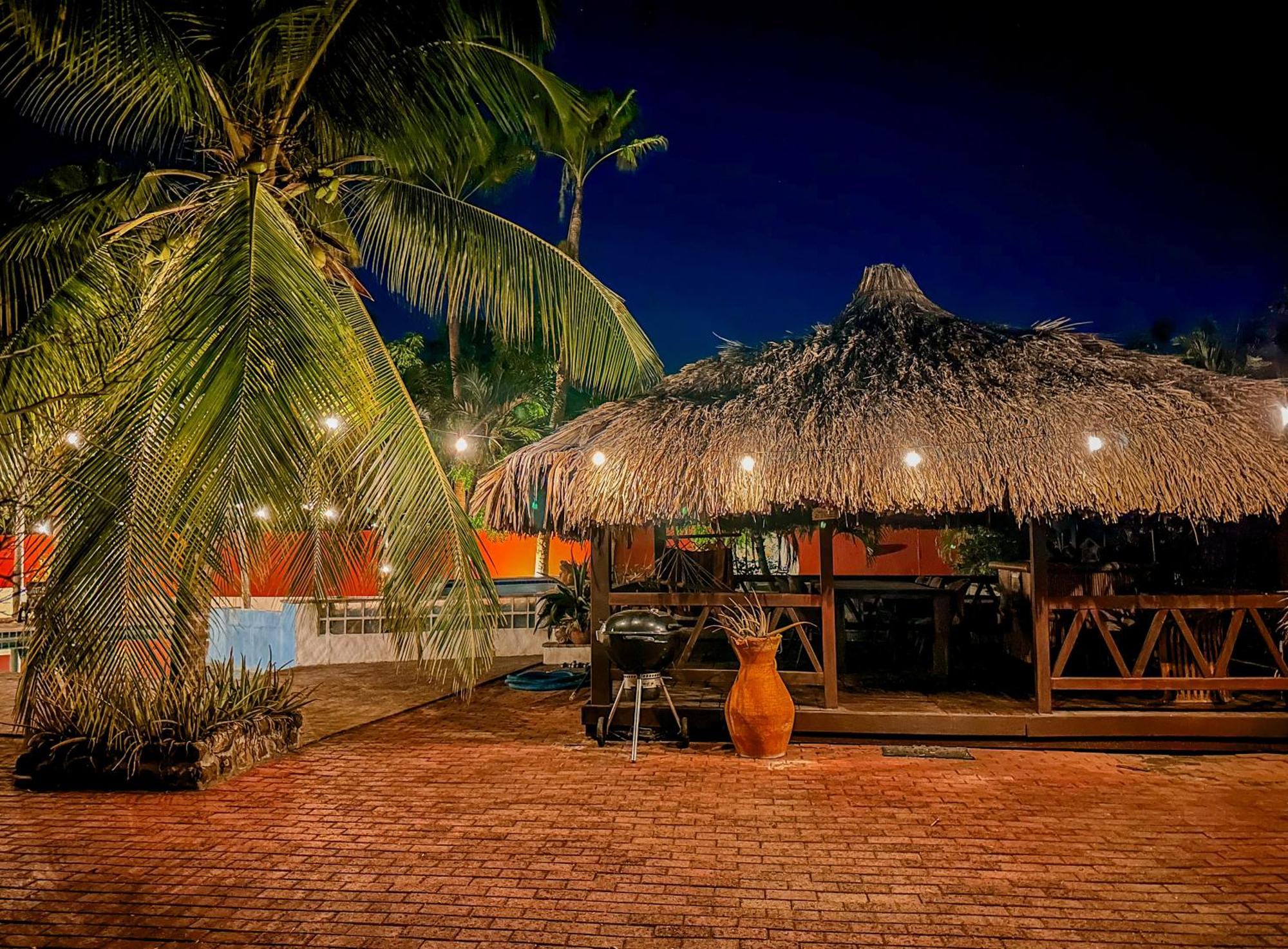 Woodstock Palmresort Curacao Willemstad Dış mekan fotoğraf