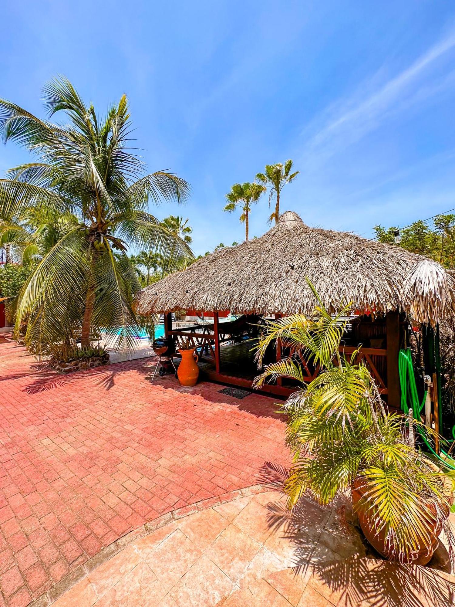 Woodstock Palmresort Curacao Willemstad Dış mekan fotoğraf